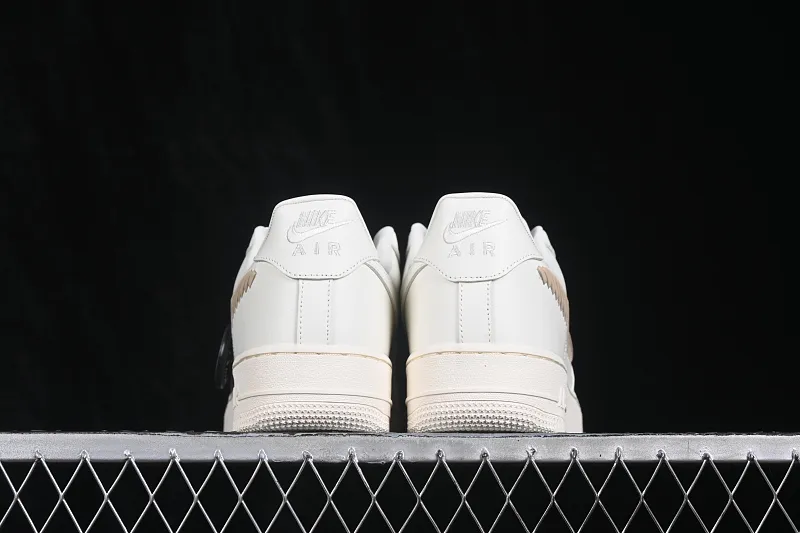 All categories Nk Air Force 1 Air Force series Nk Air Force 1 Low Air Force low-top Nike Air Force 1'07 Low Air Force 1 low-top casual sneakers IR7011-121